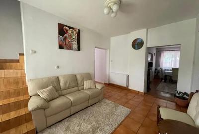 Casă cu 5 camere cu Teren 300 Mp în Central - 9