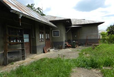 Casă cu 5 camere cu Teren 2300 Mp în Băicoi - 2