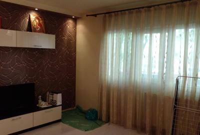 Apartament cu 3 camere decomandat în Drumul Taberei - 11