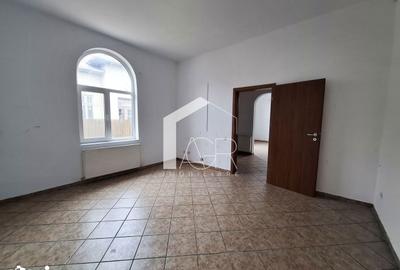 Casă cu 4 camere cu Teren 234 Mp în Transilvaniei - 6