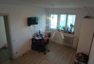 Apartament 3 Camere , Decomandat , Zona Alexandru Obregia - 2