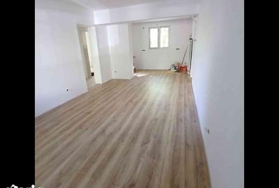 Apartament cu 3 camere în Tei - 6
