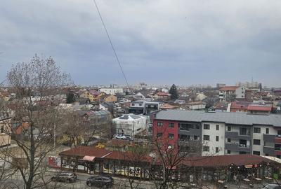 Apartament cu 3 camere decomandat în Popoveni