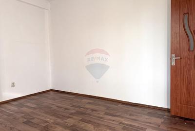 Apartament 3 camere 66mp Militari Sector 6 - 12
