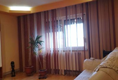 Apartament cu 3 camere decomandat în 1 Decembrie - 4