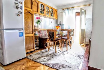 Apartament cu 2 camere decomandat în Tolstoi - 2