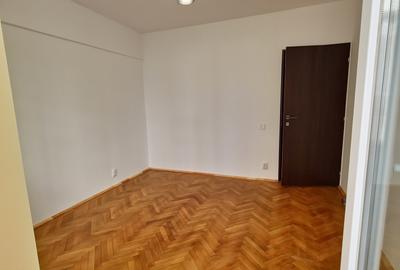Apartament 4 cam, prima inchiriere, renovat, bucatarie mobilata si utilata - 13