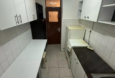 Garsonieră decomandată în Girocului - 1