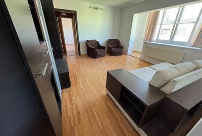 Apartament cu 2 camere semidecomandat în Central - 1