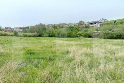 Teren de 1075 mp, în Central