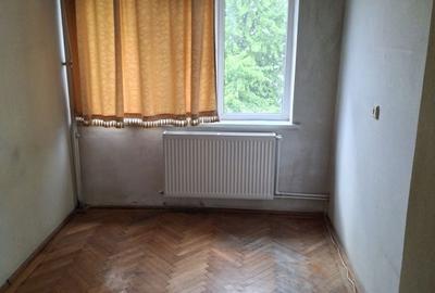 Apartament cu 3 camere decomandat în Central - 3