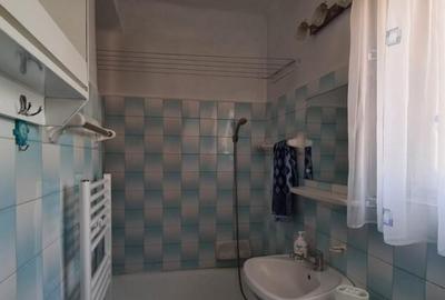 Apartament cu 3 camere decomandat în Capitale - 4