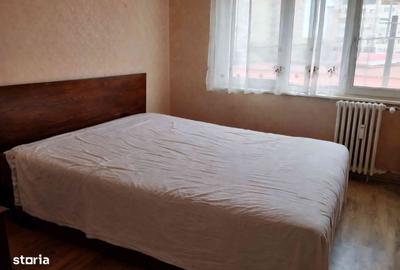 Apartament cu 3 camere decomandat în Dacia - 6