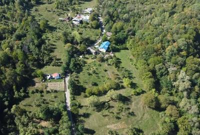 Casă cu 2 camere cu Teren 4391 Mp în Central - 9