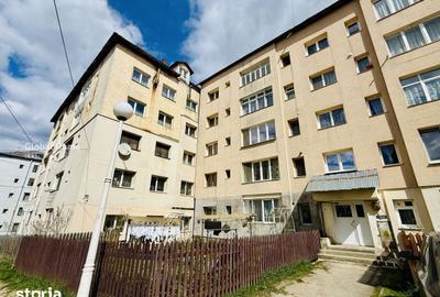 Apartament cu 3 camere semidecomandat, mobilat în Central - 4