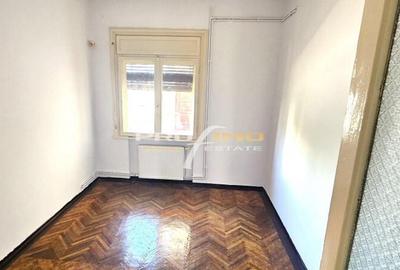 Apartament cu 6 camere decomandat în Central - 14