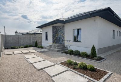 Casă individuală cu 4 camere cu Canalizare în Dragomirești-Vale - 2