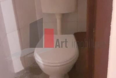 Casă cu Canalizare în 1 Mai - 11