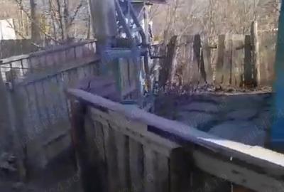 Casă cu 4 camere în Cărăpcești