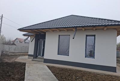 Vand casa Sendreni! Zona Buna! Toate utilitatile! - 4