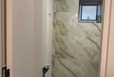 Casă cu 3 camere cu Teren 440 Mp în Central - 13