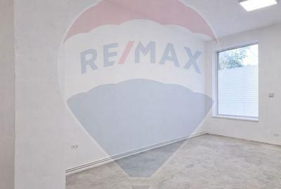 Spațiu comercial, de 37 mp, în Eroii Revoluției - 6