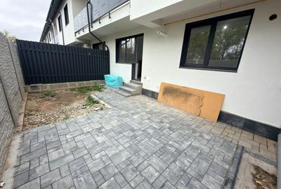 Casă cu 4 camere cu Canalizare în Sud - 14