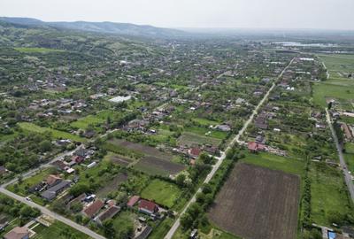 Teren Construcții intravilan de 3090 mp, în Cuvin - 9
