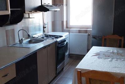 Vand apartament cu 2 camere, zona centrala - 4