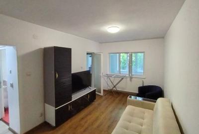 Garsonieră decomandată în Central