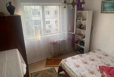 3 Camere Decomandat Etaj Intermediar zona Nicolina 1 Esplanada - 4