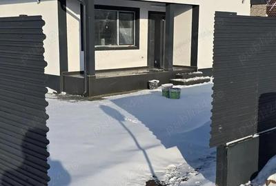 Casă cu Teren 320 Mp în Valu lui Traian - 2