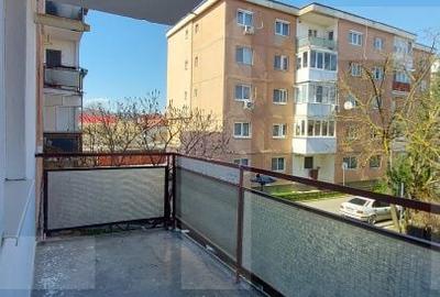 Apartament cu 3 camere în Semicentral