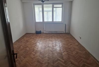 Apartament cu 3 camere semidecomandat în Mărăței - 8