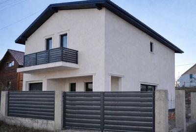 Casă individuală cu 5 camere cu Canalizare în Câmpenești - 3