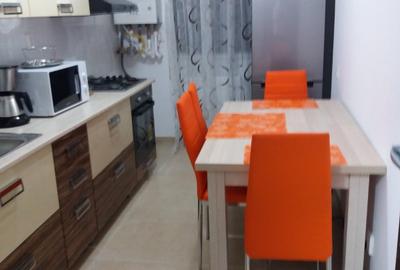 Apartament cu 2 camere decomandat, mobilat în Păcii