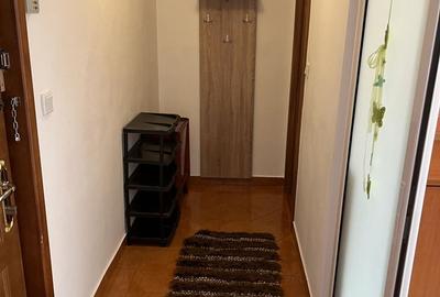 Garsonieră decomandată în Astra - 4