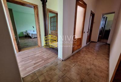 Casă individuală cu 3 camere cu Canalizare în Central - 7