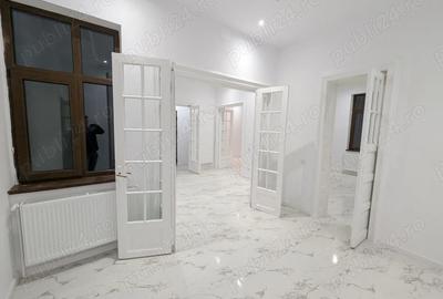 Casă cu 6 camere cu Teren 94 Mp în Eminescu - 1