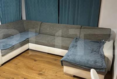 Apartament cu 4 camere decomandat în Europa