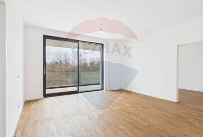 Apartament cu 3 camere decomandat în Băneasa - 13