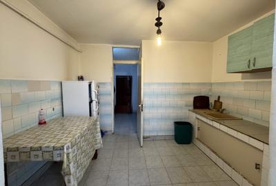 3 cam, 74 mp. decomandat, fara imbunatatiri, et.4, acoperis, Cuza Voda - 12