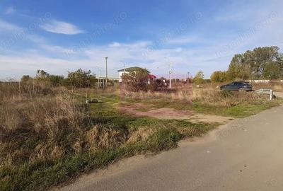 Teren de 1137 mp, în 1 Decembrie