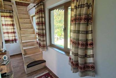 Casă cu 3 camere cu Teren 70 Mp în Râmeț - 1