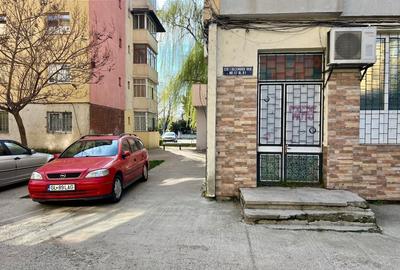 Spațiu comercial, de 58 mp, în Central - 4