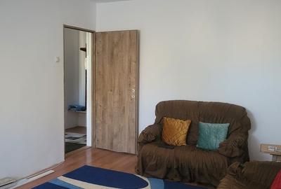 Apartament 3 camere decomandat - 1