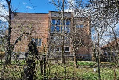 Casă cu 4 camere în Petros - 8