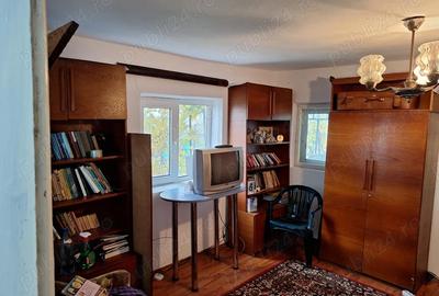 Vand casa trei camere - 5