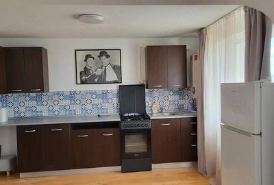 Apartament cu 2 camere decomandat în Hipodrom 3