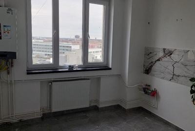 Apartament cu 3 camere decomandat în Exterior Vest - 7